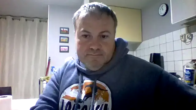 Snapshot of Pourleplasirs chatting on 11/14/25, 10:40 Pourleplasirs online show from 11/14/25, 10:40