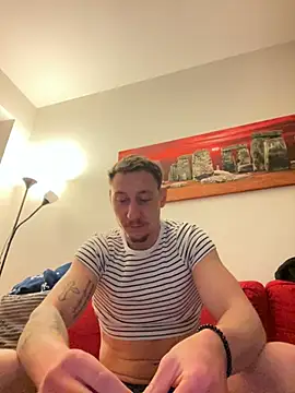 Snapshot of Sportalphaboy chatting on 03/21/25, 01:45 Sportalphaboy online show from 03/21/25, 01:45