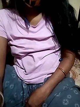 Snapshot of Tamil_roja17 chatting on 02/20/25, 07:41 Tamil roja17 online show from 02/20/25, 07:41