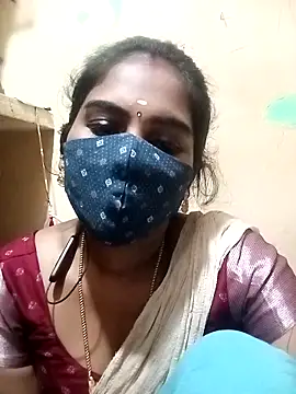Snapshot of Tamil_roja17 chatting on 09/12/25, 07:03 Tamil roja17 online show from 09/12/25, 07:03