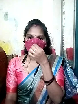 Snapshot of Tamil_roja17 chatting on 10/14/25, 05:41 Tamil roja17 online show from 10/14/25, 05:41