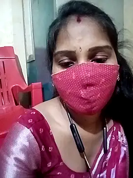 Snapshot of Tamil_roja17 chatting on 10/24/25, 06:32 Tamil roja17 online show from 10/24/25, 06:32