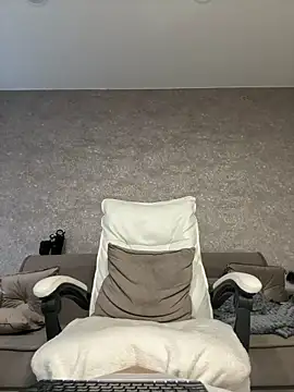 LillySquirtShot online show from 05/19/26, 11:11