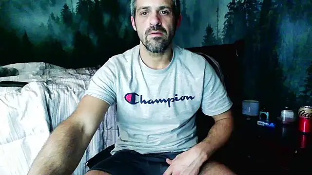 Snapshot of Troyt87 chatting on 01/06/25, 06:58 Troyt87 online show from 01/06/25, 06:58