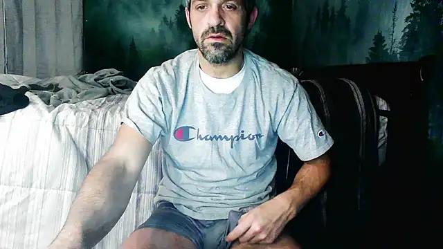 Snapshot of Troyt87 chatting on 01/09/25, 06:48 Troyt87 online show from 01/09/25, 06:48