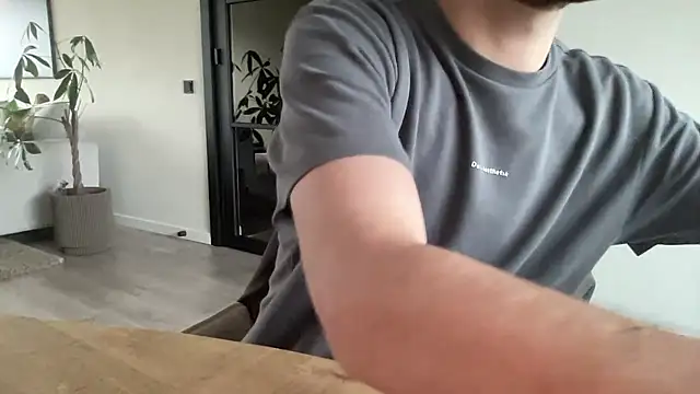 bullyboyy online show from 01/18/26, 08:51