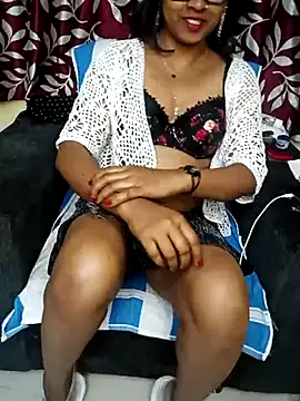Snapshot of Cute_Jiyaa chatting on 02/15/25, 07:50 Cute Jiyaa online show from 02/15/25, 07:50