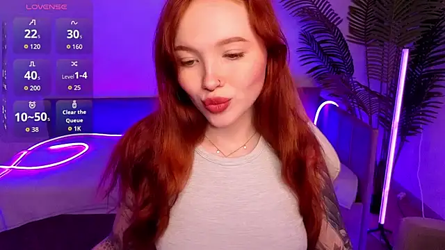 Maya Light online show from 11/22/25, 08:24