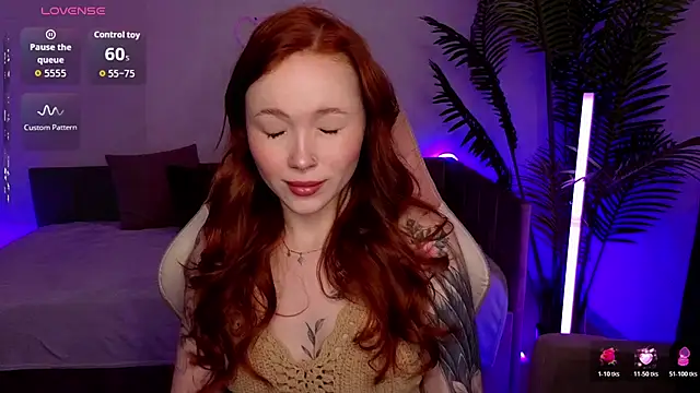 Maya Light online show from 02/21/26, 01:28