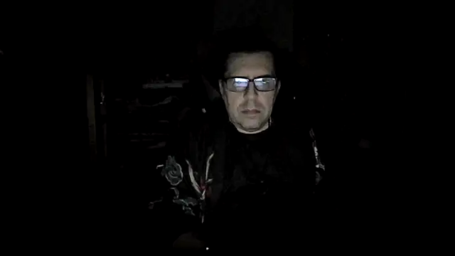 Usame como quieras online show from 12/17/25, 08:37