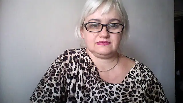 Snapshot of Mayya4321 chatting on 09/28/25, 07:03 Mayya4321 online show from 09/28/25, 07:03