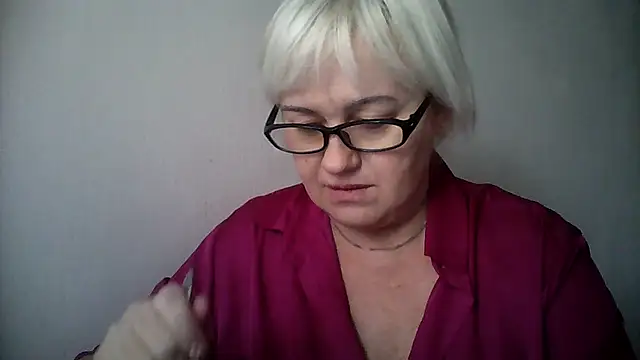 Snapshot of Mayya4321 chatting on 10/02/25, 10:22 Mayya4321 online show from 10/02/25, 10:22