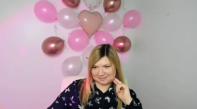 Lola moree online show from 02/12/25, 03:49