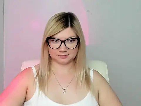 Lola moree online show from 09/09/25, 11:54