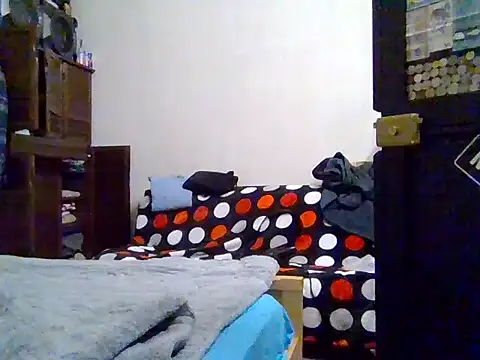 Snapshot of lebaneeseguy chatting on 11/07/25, 07:58 lebaneeseguy online show from 11/07/25, 07:58