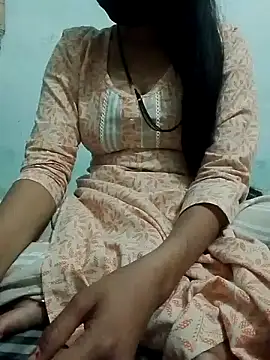 Snapshot of saaniya chatting on 03/04/25, 08:46 saaniya online show from 03/04/25, 08:46