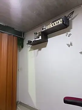 Snapshot of Melody_rousse_ chatting on 11/07/25, 08:42 Melody rousse online show from 11/07/25, 08:42