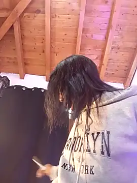 Zaira Rose  online show from 10/01/25, 12:44