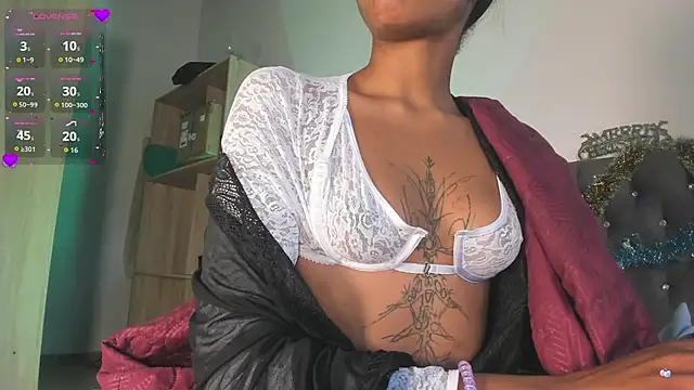 Zaira Rose  online show from 12/03/25, 03:10