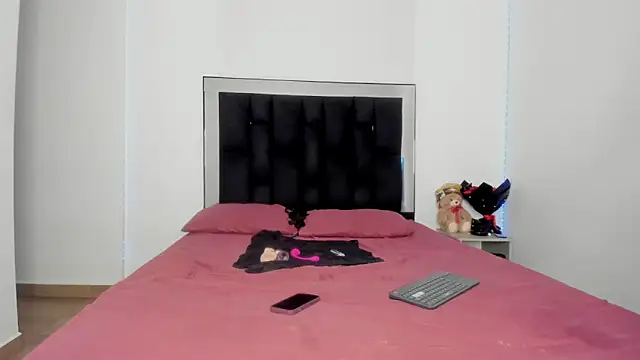 victoriacolin online show from 02/03/26, 12:43