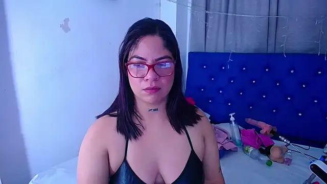 hornny cougar online show from 09/13/25, 03:06