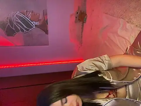 eileensophi online show from 02/06/25, 05:57