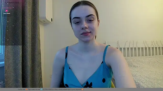 Hustle Babyy online show from 12/15/25, 12:42