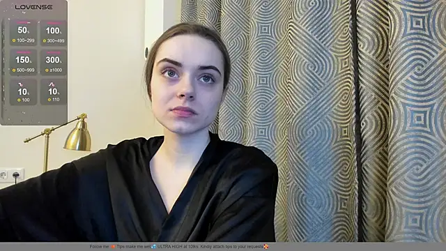 Snapshot of Hustle_Babyy chatting on 02/05/26, 06:56 Hustle Babyy online show from 02/05/26, 06:56