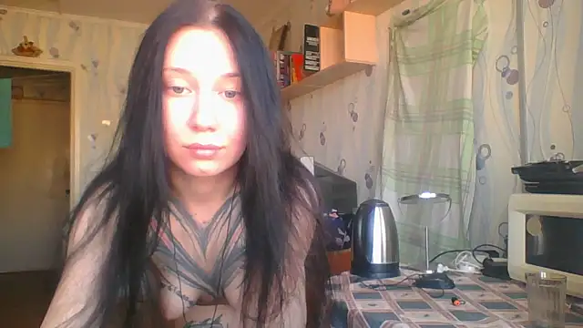 Snapshot of RussNocturnal chatting on 05/02/26, 11:04 RussNocturnal online show from 05/02/26, 11:04