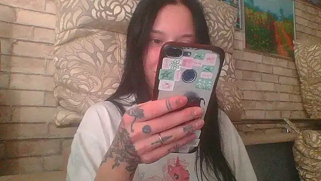 Snapshot of RussNocturnal chatting on 07/06/26, 12:35 RussNocturnal online show from 07/06/26, 12:35
