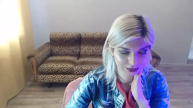 SexyBeatriice online show from 01/31/25, 10:10