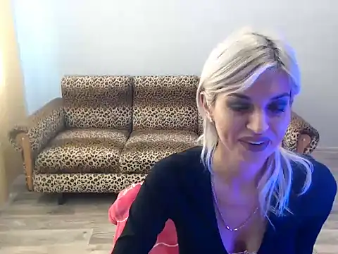 SexyBeatriice online show from 09/30/25, 06:29