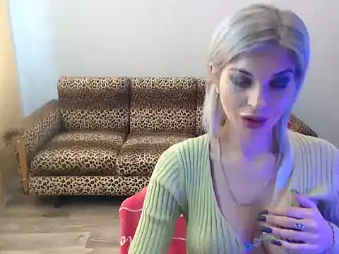 SexyBeatriice online show from 10/19/25, 06:25