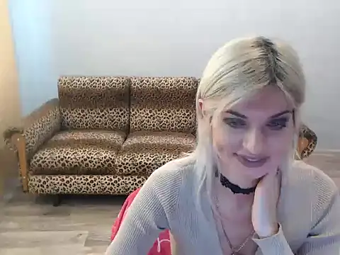 SexyBeatriice online show from 12/05/25, 07:17