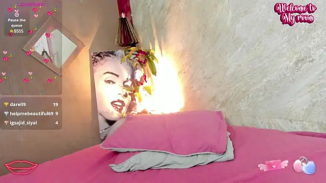 Snapshot of Estefy_gomez09 chatting on 01/31/25, 02:15 Estefy gomez09 online show from 01/31/25, 02:15