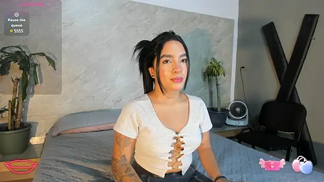 Snapshot of Estefy_gomez09 chatting on 02/12/25, 07:45 Estefy gomez09 online show from 02/12/25, 07:45