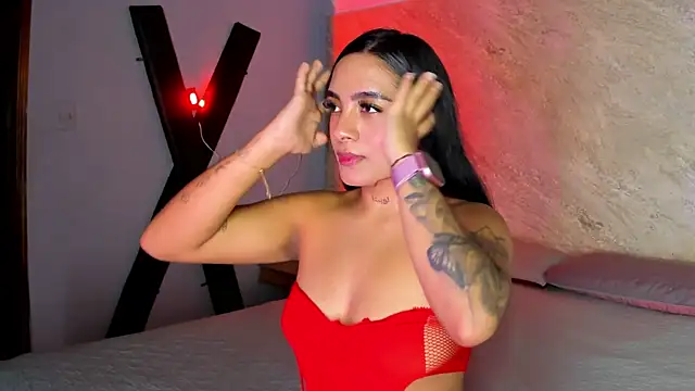 Snapshot of Estefy_gomez09 chatting on 10/04/25, 03:37 Estefy gomez09 online show from 10/04/25, 03:37