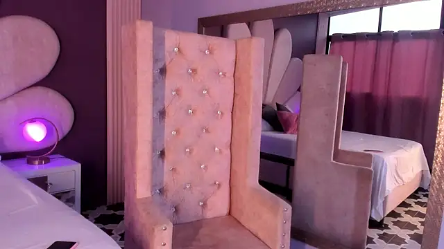 CandyLuxury   online show from 02/18/25, 07:41