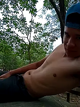 arevalo1124 online show from 03/21/25, 06:16