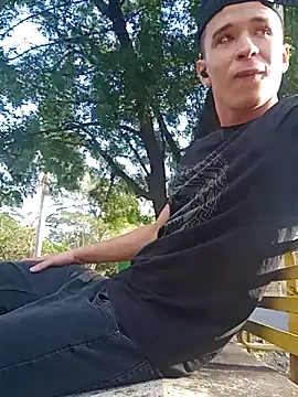 arevalo1124 online show from 09/26/25, 09:41