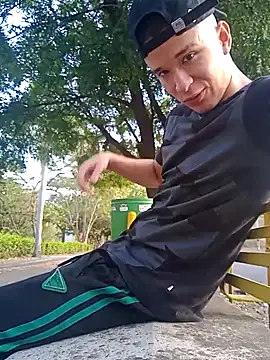 arevalo1124 online show from 10/02/25, 09:44