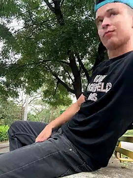 arevalo1124 online show from 10/18/25, 10:10