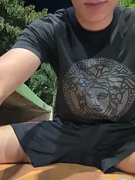 arevalo1124 online show from 11/10/25, 04:55