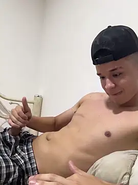 arevalo1124 online show from 11/14/25, 12:15