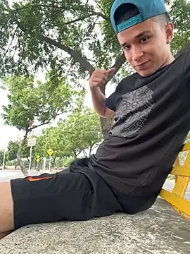 arevalo1124 online show from 11/18/25, 09:30