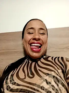 kamila lovee online show from 10/03/25, 10:40