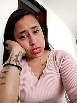 kamila lovee online show from 12/01/25, 08:14