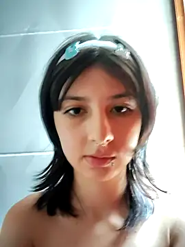 Snapshot of Maiden-Hot chatting on 02/10/25, 07:49 Maiden-Hot online show from 02/10/25, 07:49