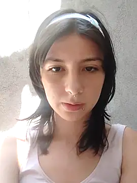 Snapshot of Maiden-Hot chatting on 02/16/25, 04:32 Maiden-Hot online show from 02/16/25, 04:32