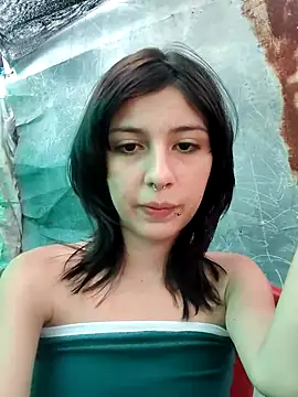 Snapshot of Maiden-Hot chatting on 02/17/25, 07:53 Maiden-Hot online show from 02/17/25, 07:53